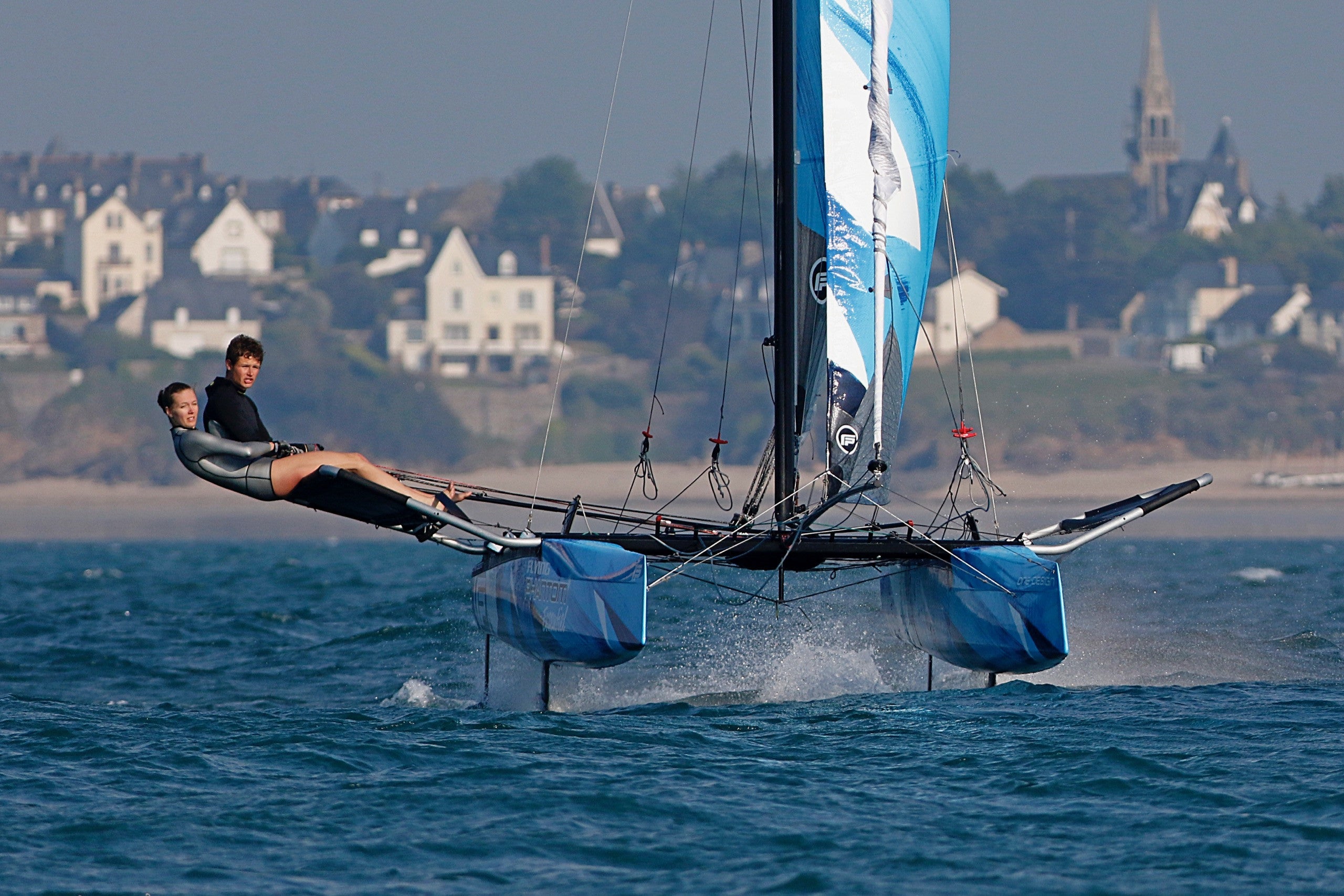 ABYSSE X FLYING PHANTOM