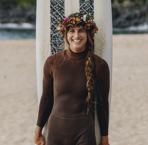 Emi Erickson wearing an sustainable wetsuit australia