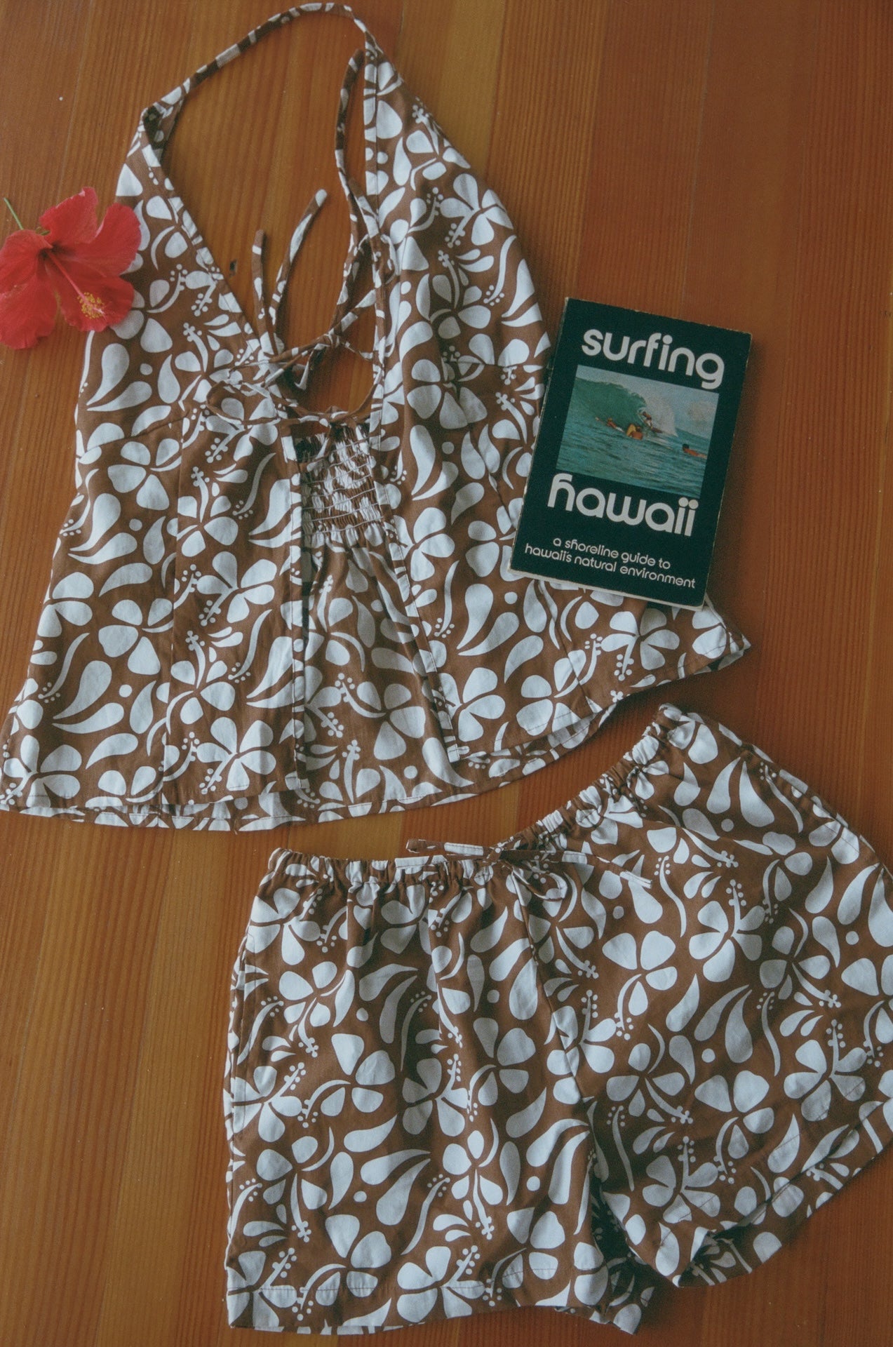 Hula Short - Lei Brown