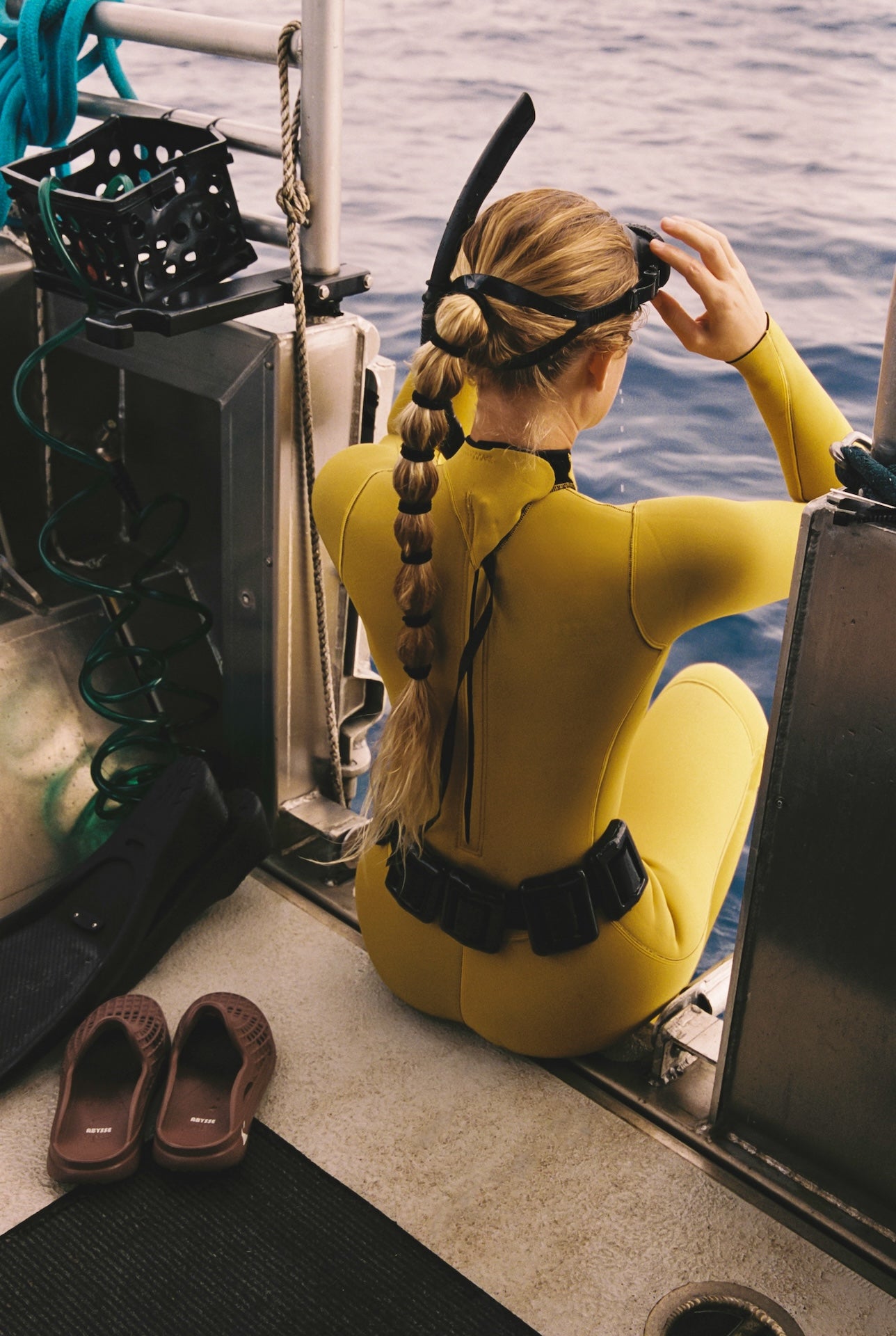 Introducing the Lusso Cloud x Abysse collaboration—a recycled sandal engineered for water lovers who refuse to compromise on sustainability.