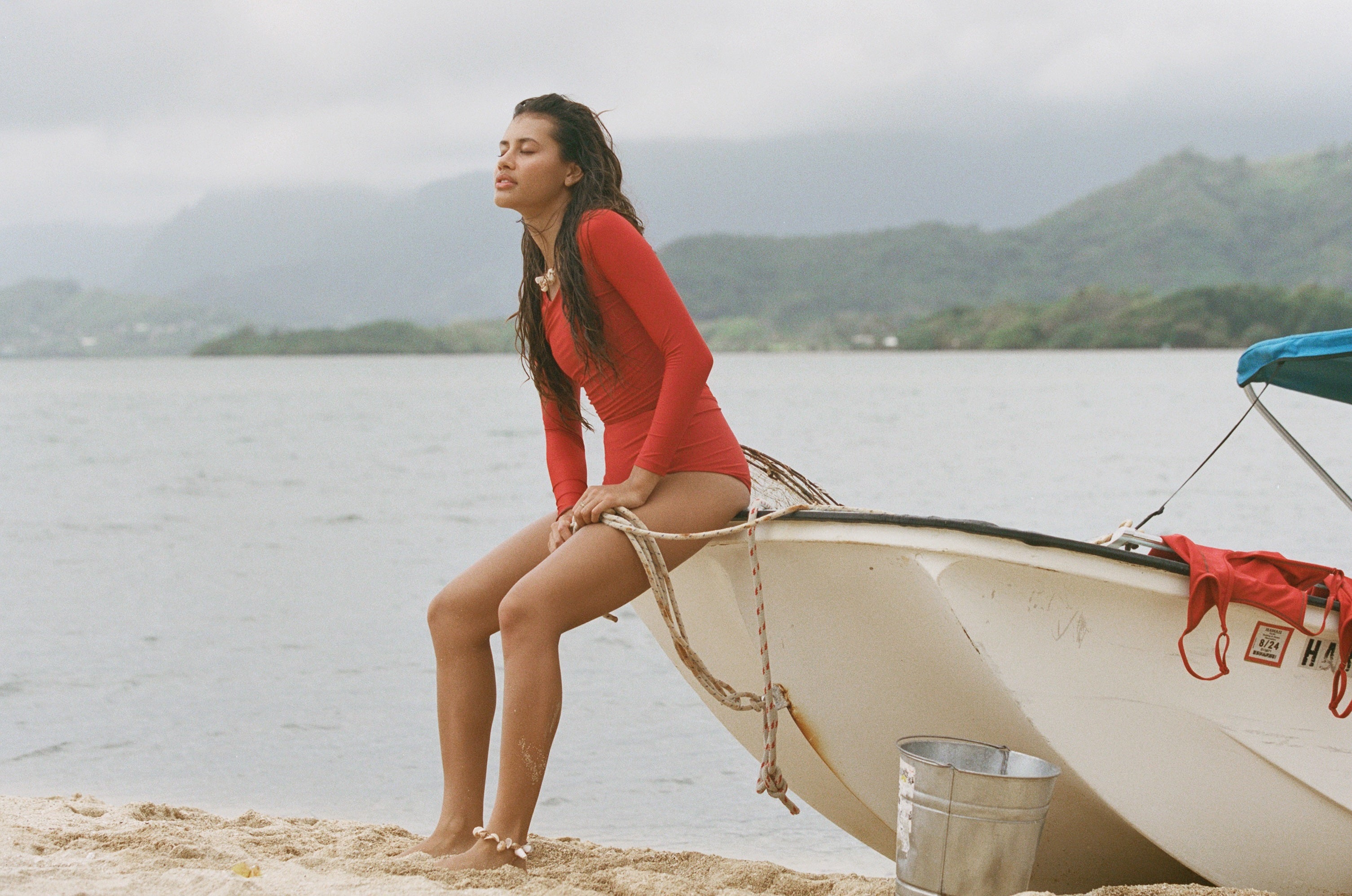 Poppler Crop Rash Guard Top - Lava | Sustainable