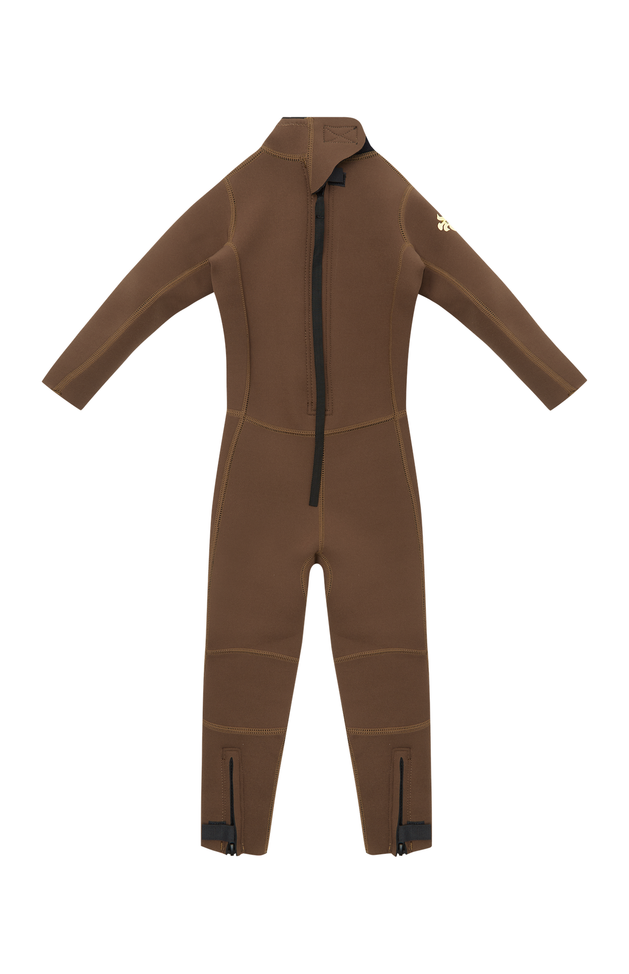 Introducing our Mini Wetsuit range, made for our water spirited children. We believe in creating a better and sustainable world for them. A collection purposefully designed for little active bodies, that love to spend days in the waves, with our Abysse ethos in mind.