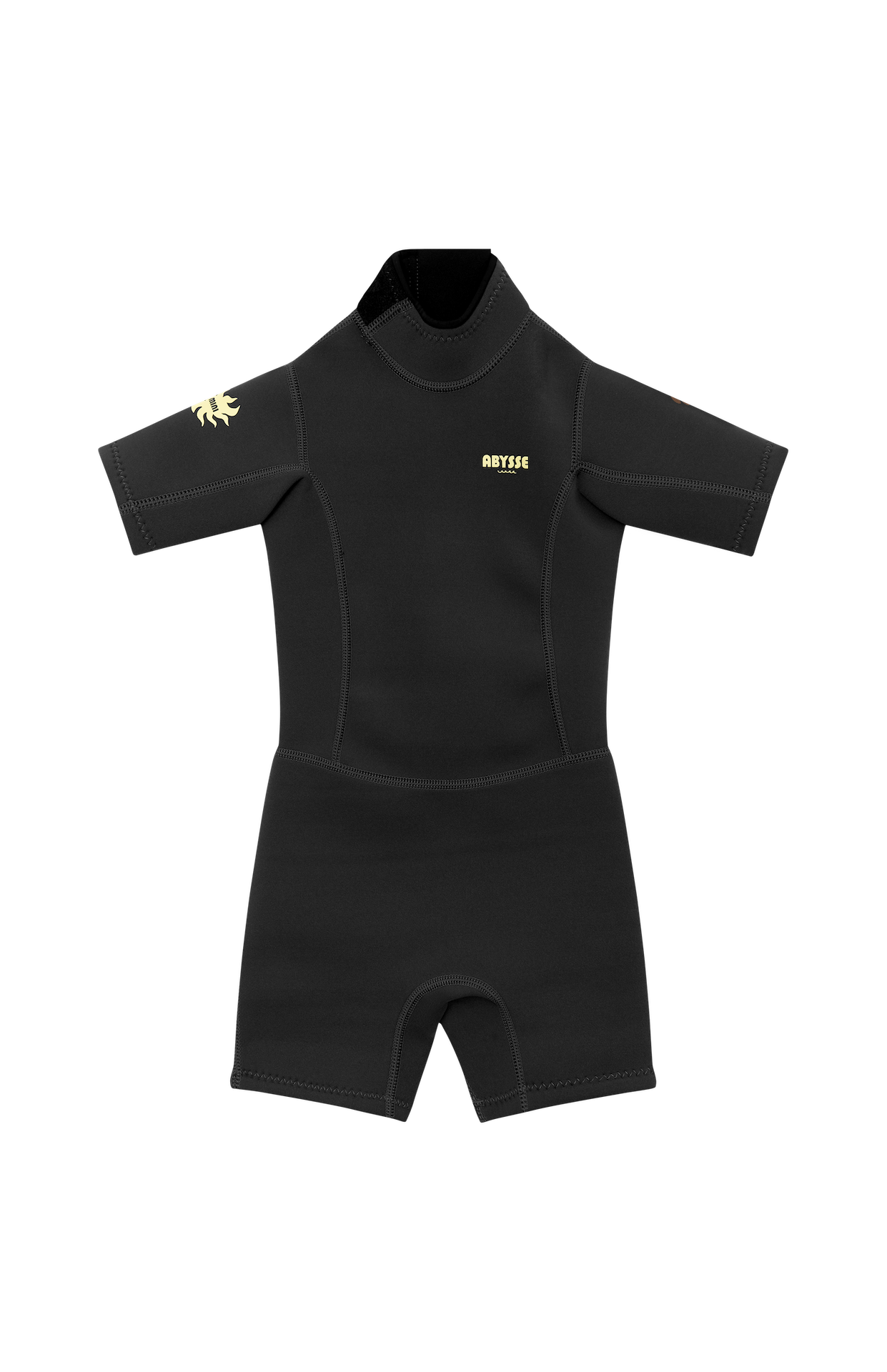 Introducing our Mini Wetsuit range, made for our water spirited children. We believe in creating a better and sustainable world for them. A collection purposefully designed for little active bodies, that love to spend days in the waves, with our Abysse ethos in mind.