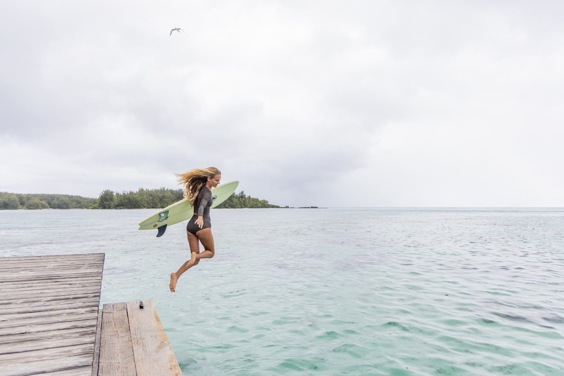 Poppler Crop Rash Guard Top - Abysse x Roark-Leopard |Sustainable Swimwear
