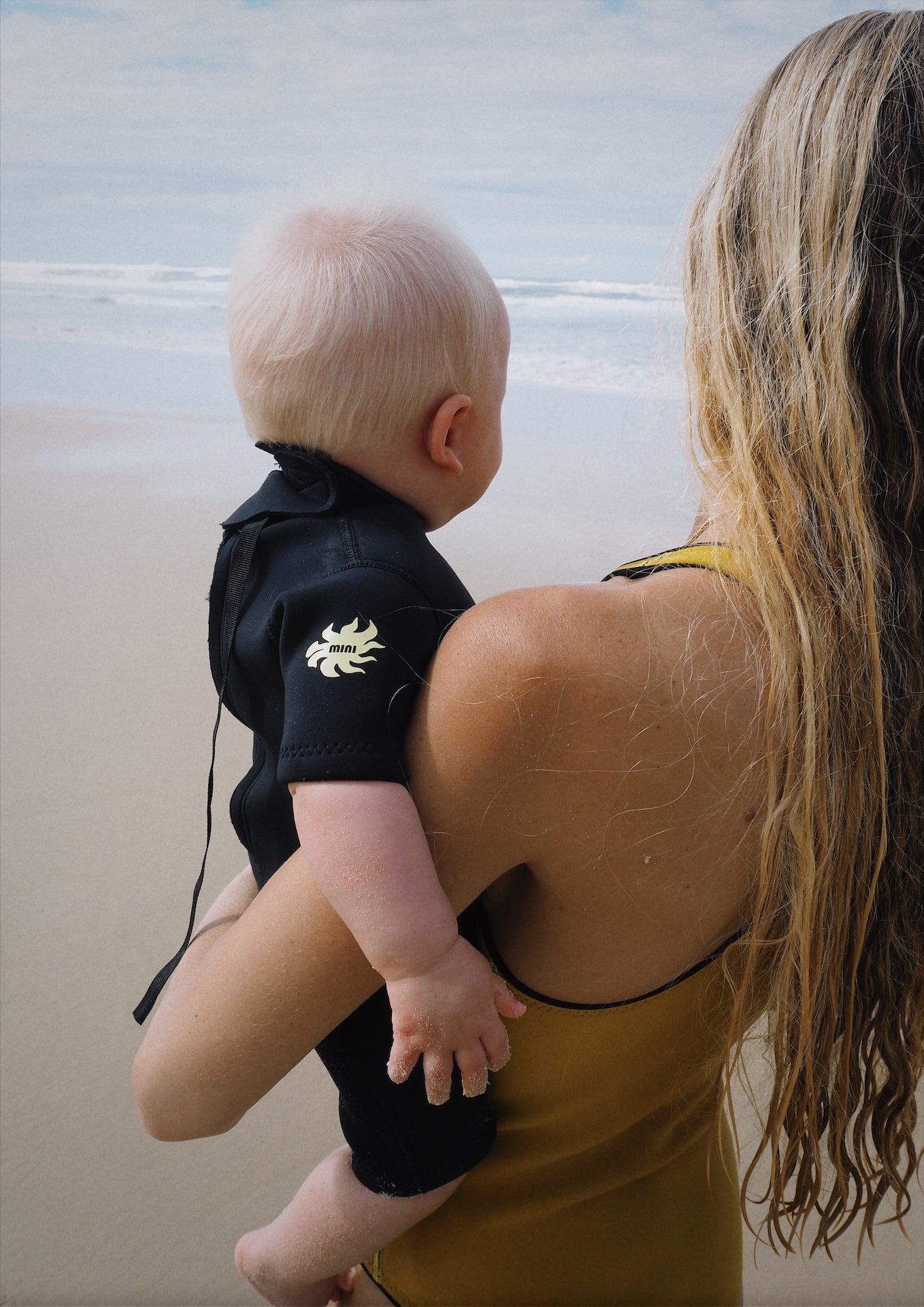 Introducing our Mini Wetsuit range, made for our water spirited children. We believe in creating a better and sustainable world for them. A collection purposefully designed for little active bodies, that love to spend days in the waves, with our Abysse ethos in mind.