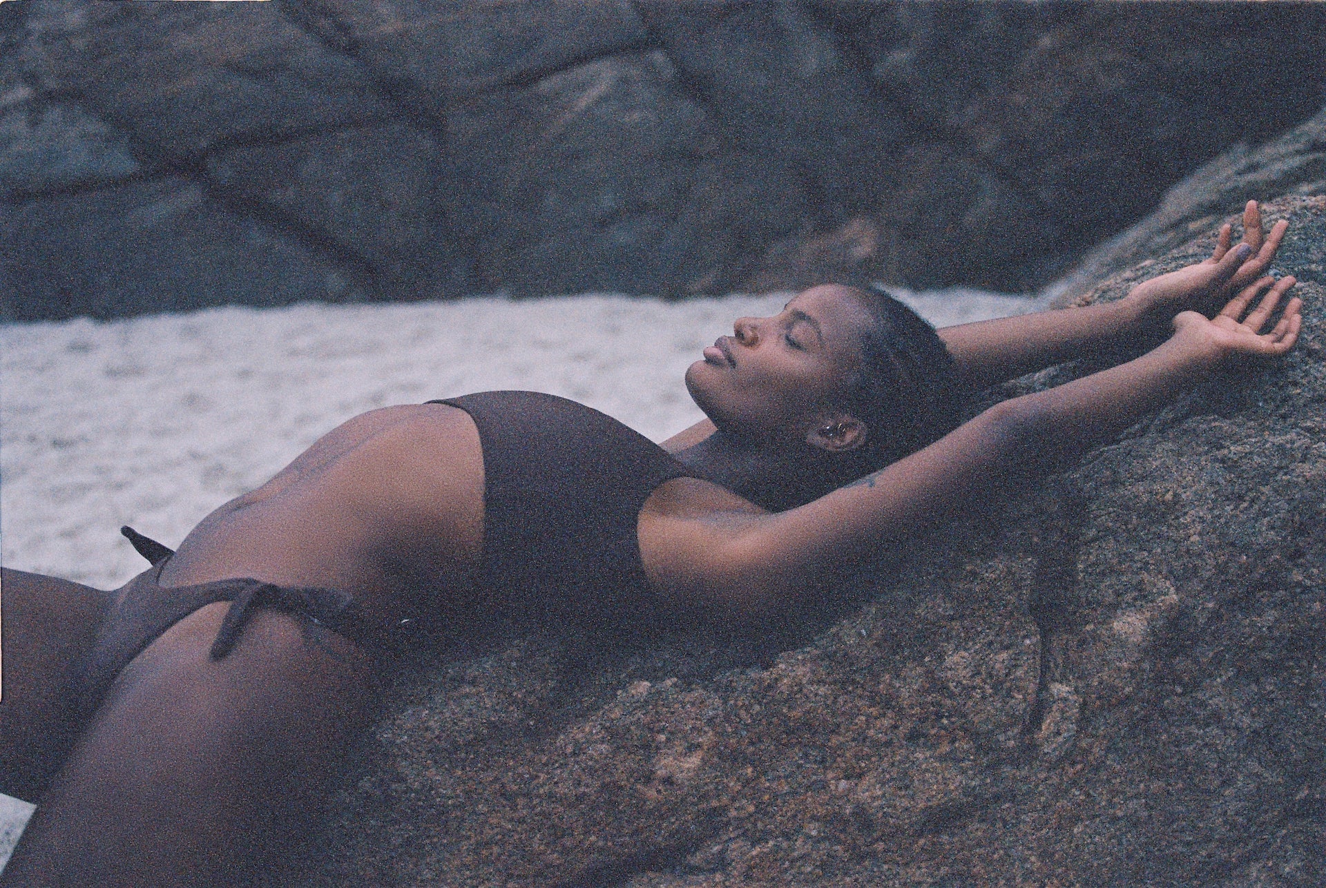 Jones Bikini Top - Reef Brown-Abysse Australia